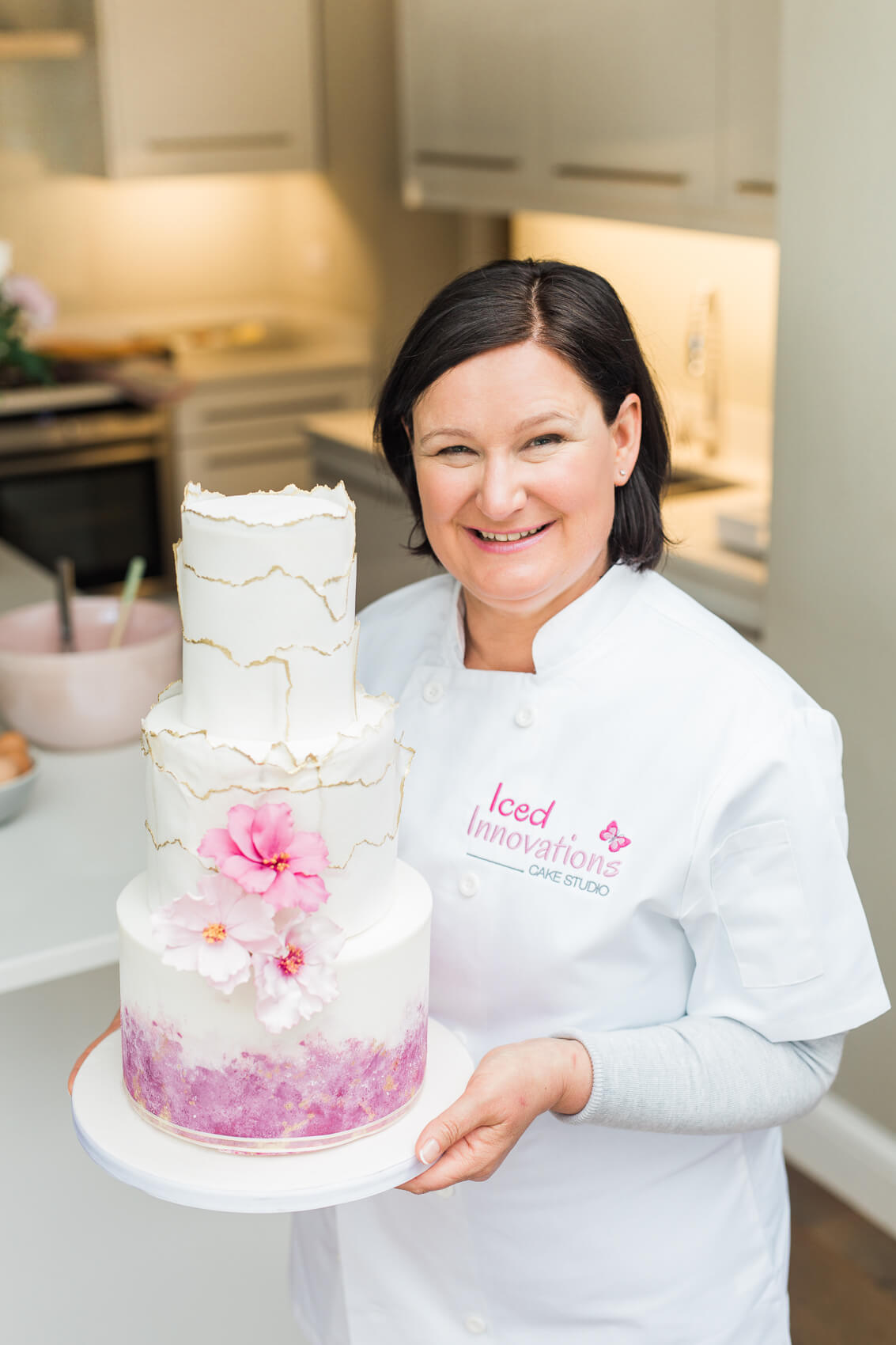 Erica Galvin luxury Wedding Cake designer maker decorator baker creator modern bespoke stylish cakes